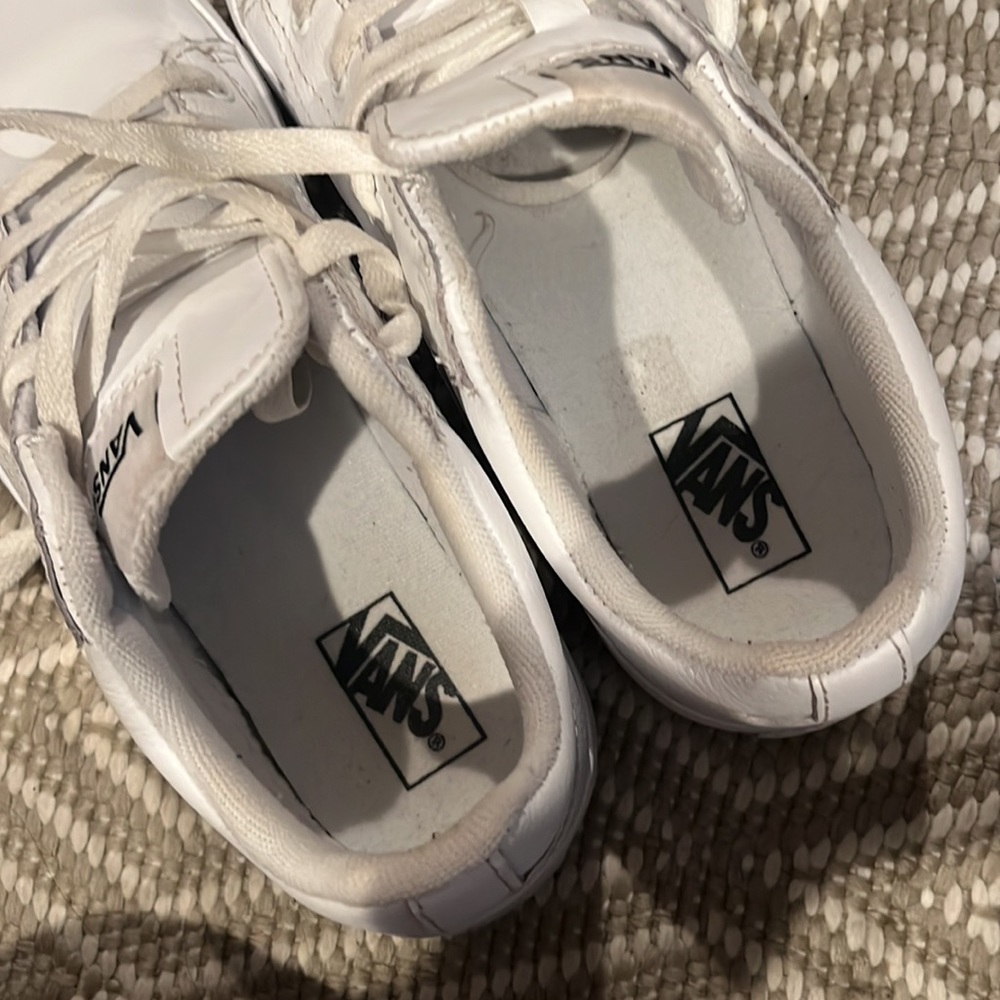 White Leather Youth 5 Vans - Picture 3 of 4